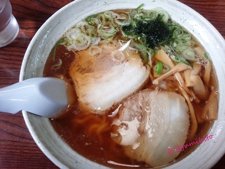 ほとり 醤油ラーメン (太麺)
