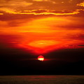 沈み行く夕日