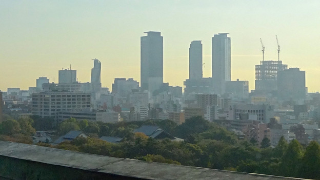秋の名古屋城 - 37:天守閣最上階からの眺め(名駅ビル群)
