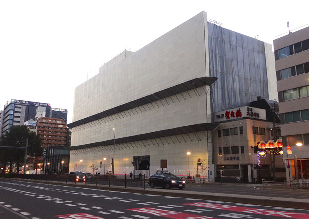 建て替え工事中の御園座(2015年1月)