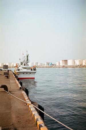 Kanazawa-port_SMENA_Kodak_PORTRA160VC05092011-02