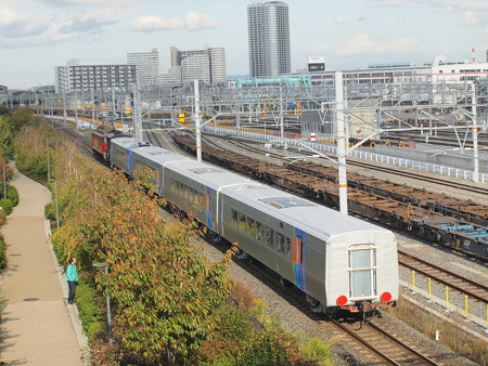 キハ261系甲種後追い 東海道本線岸部駅
