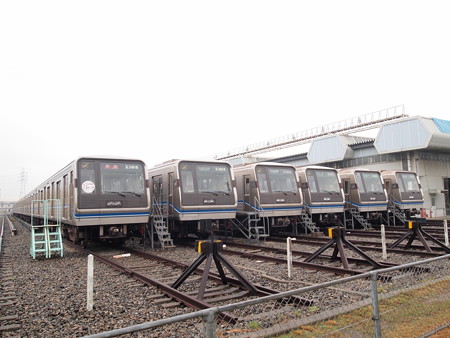 20系の並び 緑木検車場