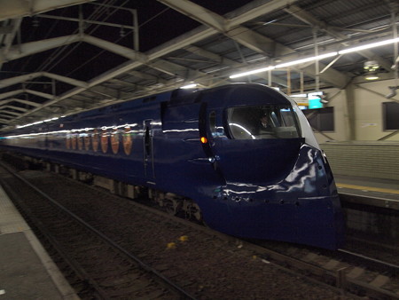 南海50000系特急ラピート 南海本線新今宮駅