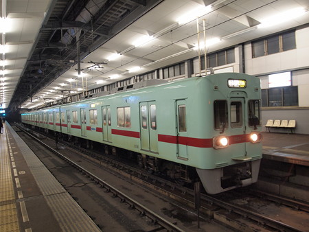 西鉄6000形普通 天神大牟田線薬院駅