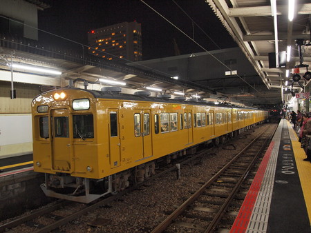 105系末期色普通 山陽本線広島駅02