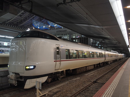 287系特急こうのとり 東海道本線大阪駅01