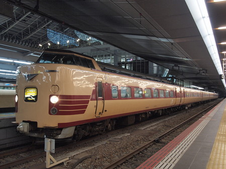 381系特急こうのとり 東海道本線大阪駅02
