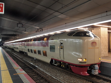 285系サンライズ出雲 東海道本線大阪駅02