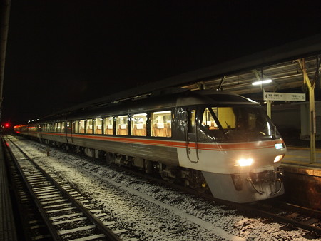 キハ85系ワイドビュー南紀 紀勢本線松阪駅02
