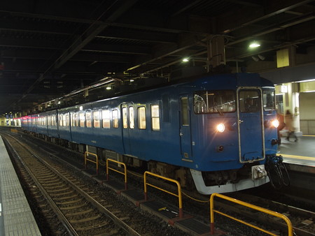 413系普通 北陸本線金沢駅02
