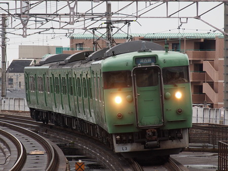 113系普通 湖西線大津京駅01