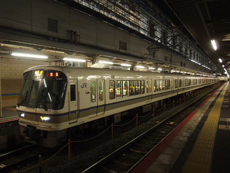 221系快速 奈良線京都駅04