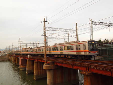 大阪市営地下鉄66系 阪急千里線下新庄~淡路01