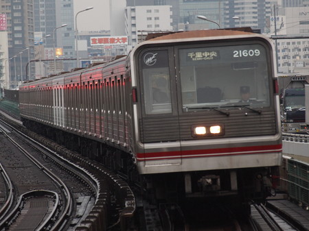 大阪市営地下鉄20系 御堂筋線西中島南方駅04
