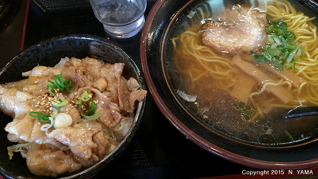 特上豚丼ラーメンセット
