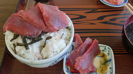 かもめ食堂 本まぐろ丼 ¥1500