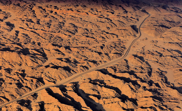 砂漠のハイウェイ