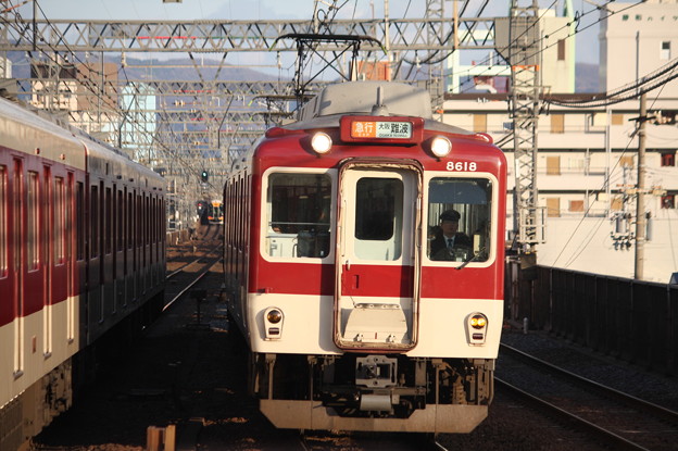 近鉄奈良線　8000系8618F