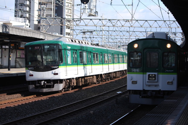 京阪本線　9000系9005F・5000系5606F