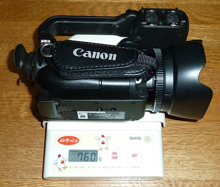 Canon XA10 760g