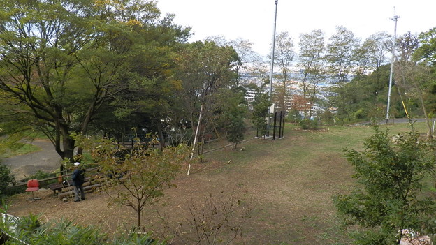 PB038710