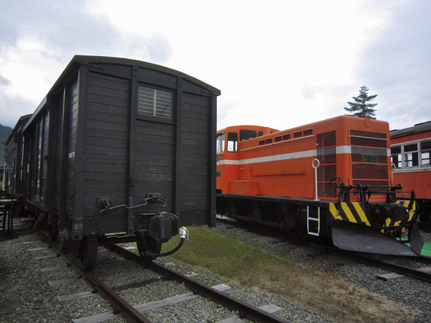 有蓋貨車ワブ3+DC351