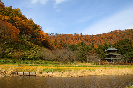 安久津八幡神社三重塔