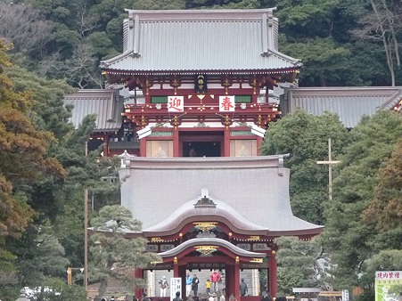 110115-八幡さま境内 (3)