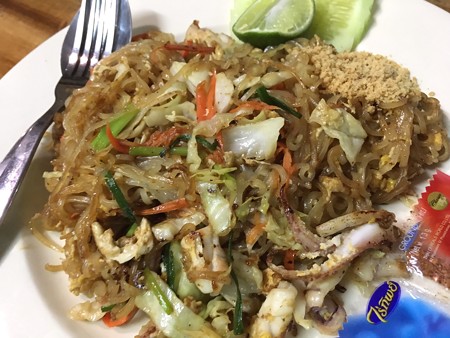 細麺のパッタイ