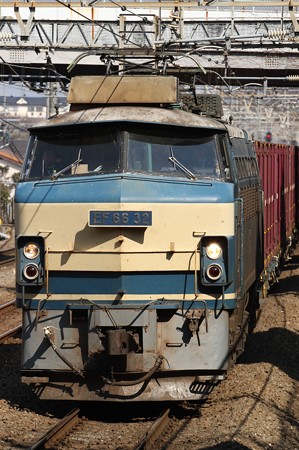 EF66 32