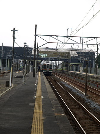 211系(宝積寺駅)3