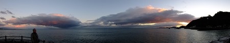 二見浦パノラマ05 12月朝6:58 大空を東西に分ける二つの巨大な雲