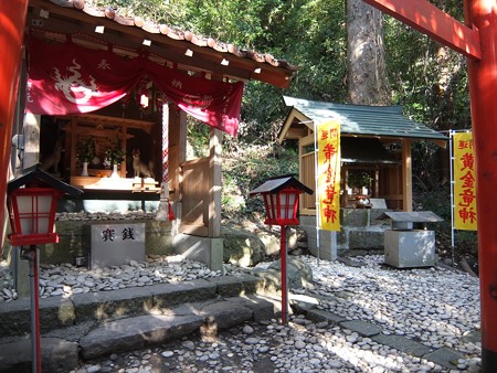 花窟神社08 金龍の幟