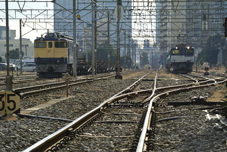 東高島駅　国鉄電機邂逅