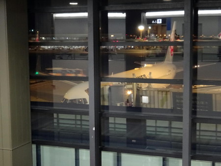 170929-13日航機