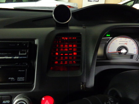 シビックタイプＲ　群馬県　エアコン吹き出し口ＬＥＤ取付