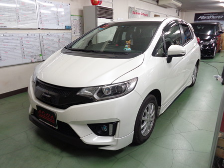 フィット　マニュアル車　ピボット３ドライブＲ取付