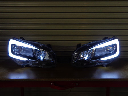 レヴォーグ　奈良県　ＮＥＷアウディ風ＬＥＤ