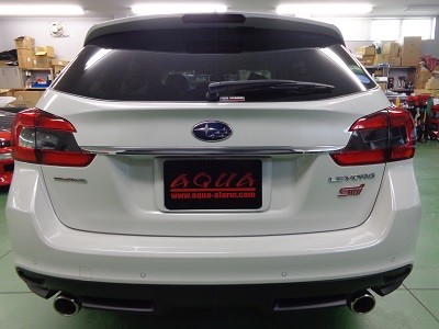 レヴォーグ　テールレンズ　スモークフィルム貼り込み