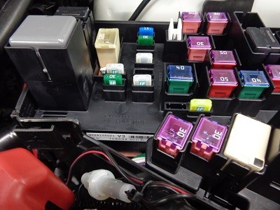 レヴォーグ　アイスヒューズ施工