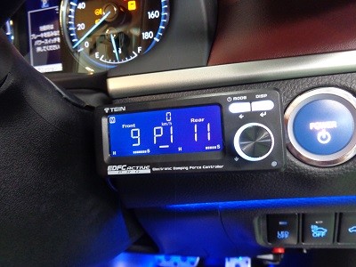 ハリアー　車高調取付