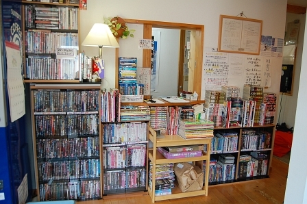 DVDだらけのフロント