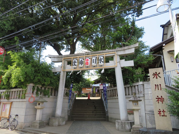幡ヶ谷氷川神社（渋谷区本町）