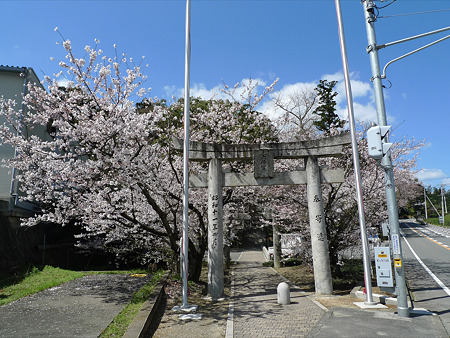 六所神社(1)