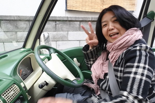 スズキディーラーへの道は家内が運転