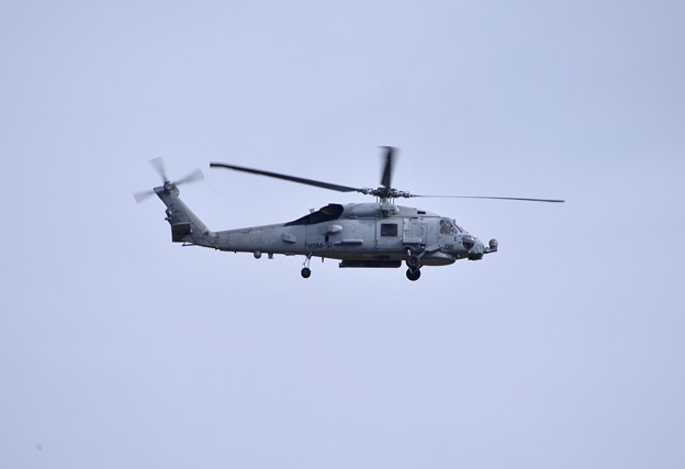 航空祭終えて翌日帰投。。厚木基地へ米海軍MH-60